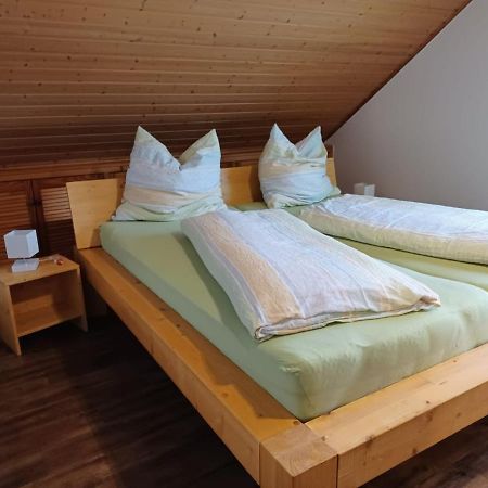 Ferienwohnung Kittel Oberzissen Экстерьер фото